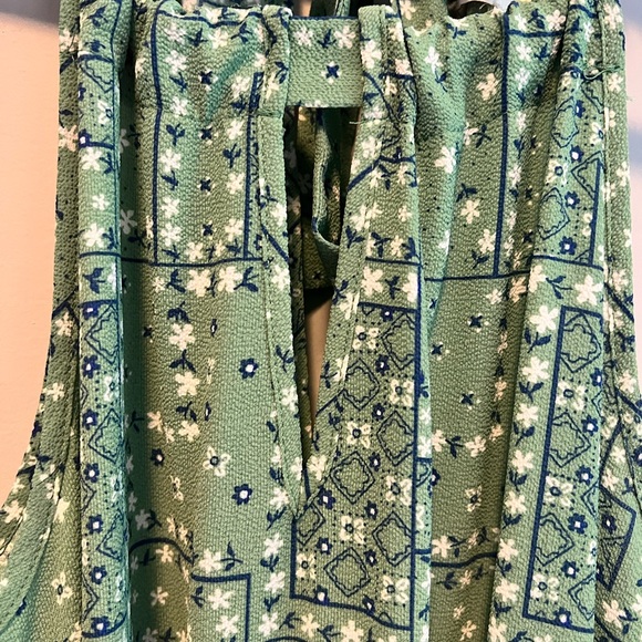 Jumpsuit. Green and blue patterned - Picture 3 of 6